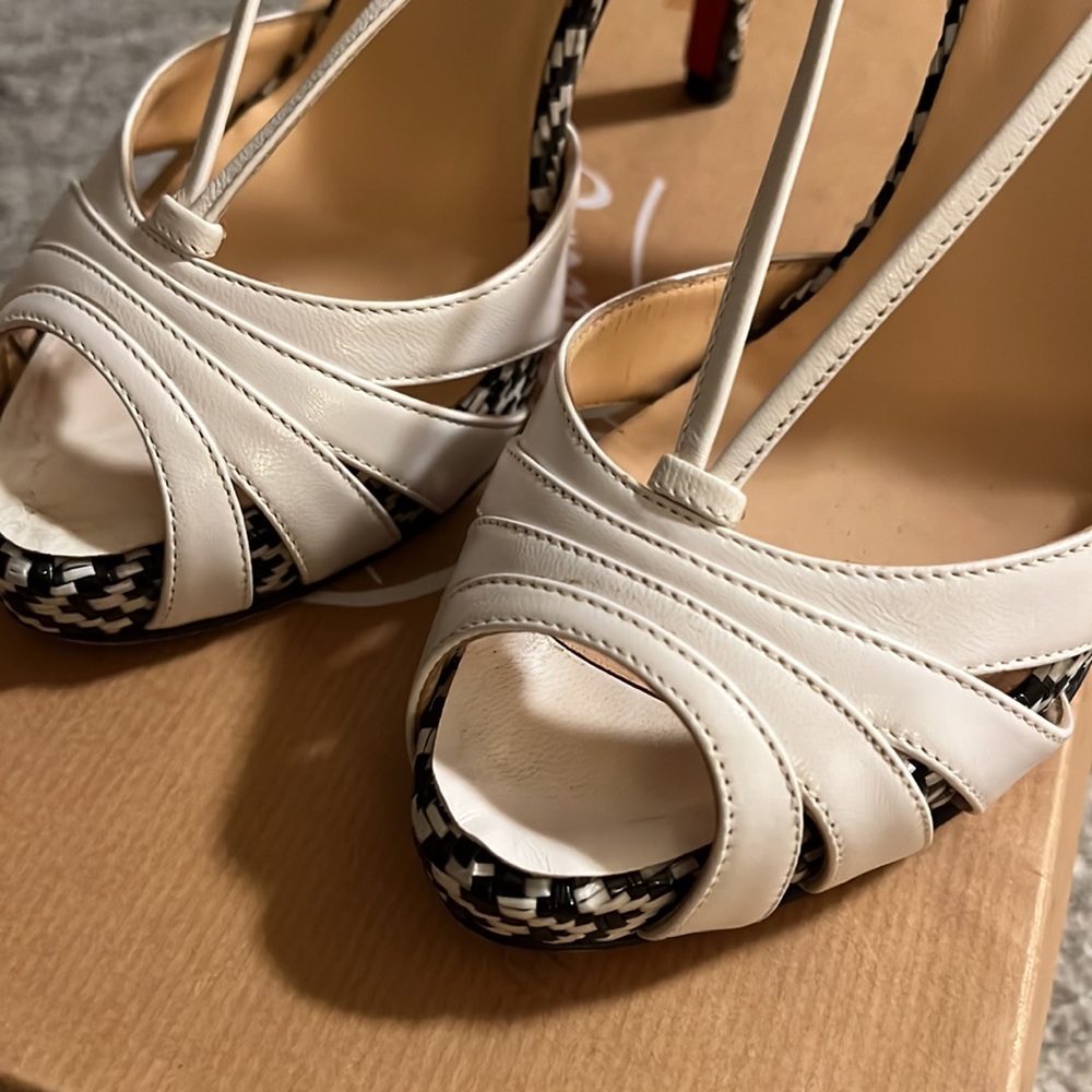 Authentic Christian Louboutin Activa white leather chevreau open toe hee… - Picture 5 of 12